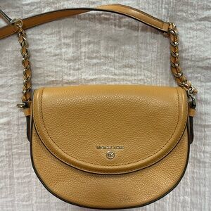 Michael Kors Crossbody purse